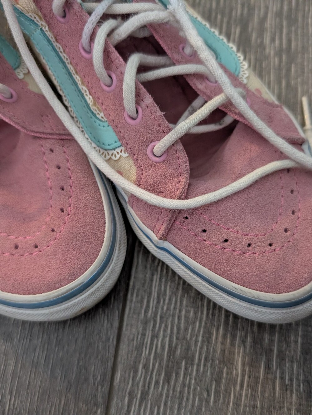 Disney Toy Story Bo Peep Vans Hi Tops - Picture 4 of 6
